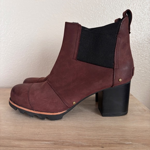Sorel Addington Chelsea Burgundy Leather Ankle Boots Women US‎ 9 - Picture 3 of 9